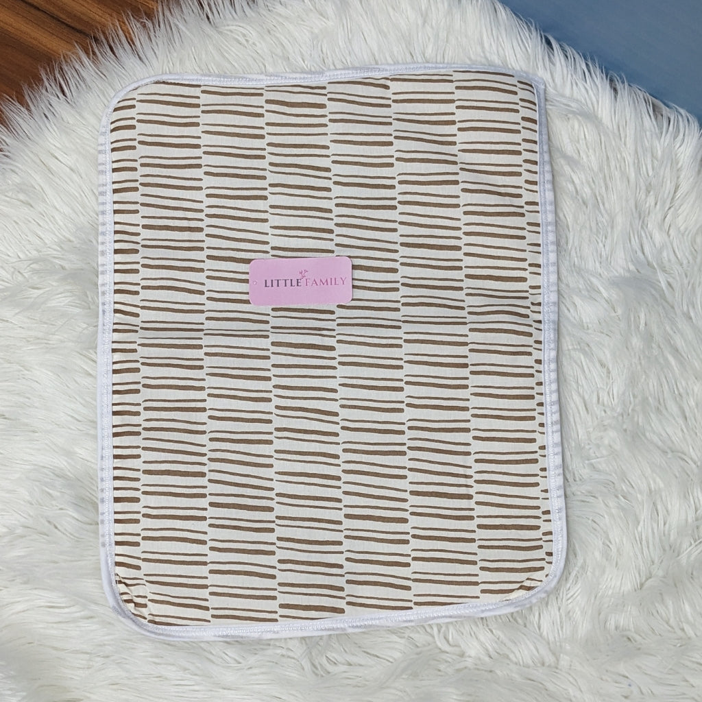 Medium Baby Diaper Changing Sheet – Lines