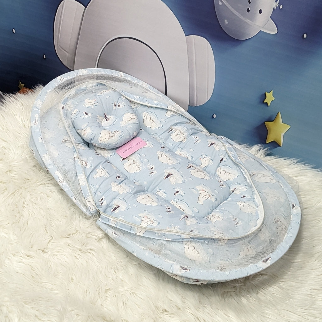 Snow Bear Theme Summer Mosquito Net with Pillow