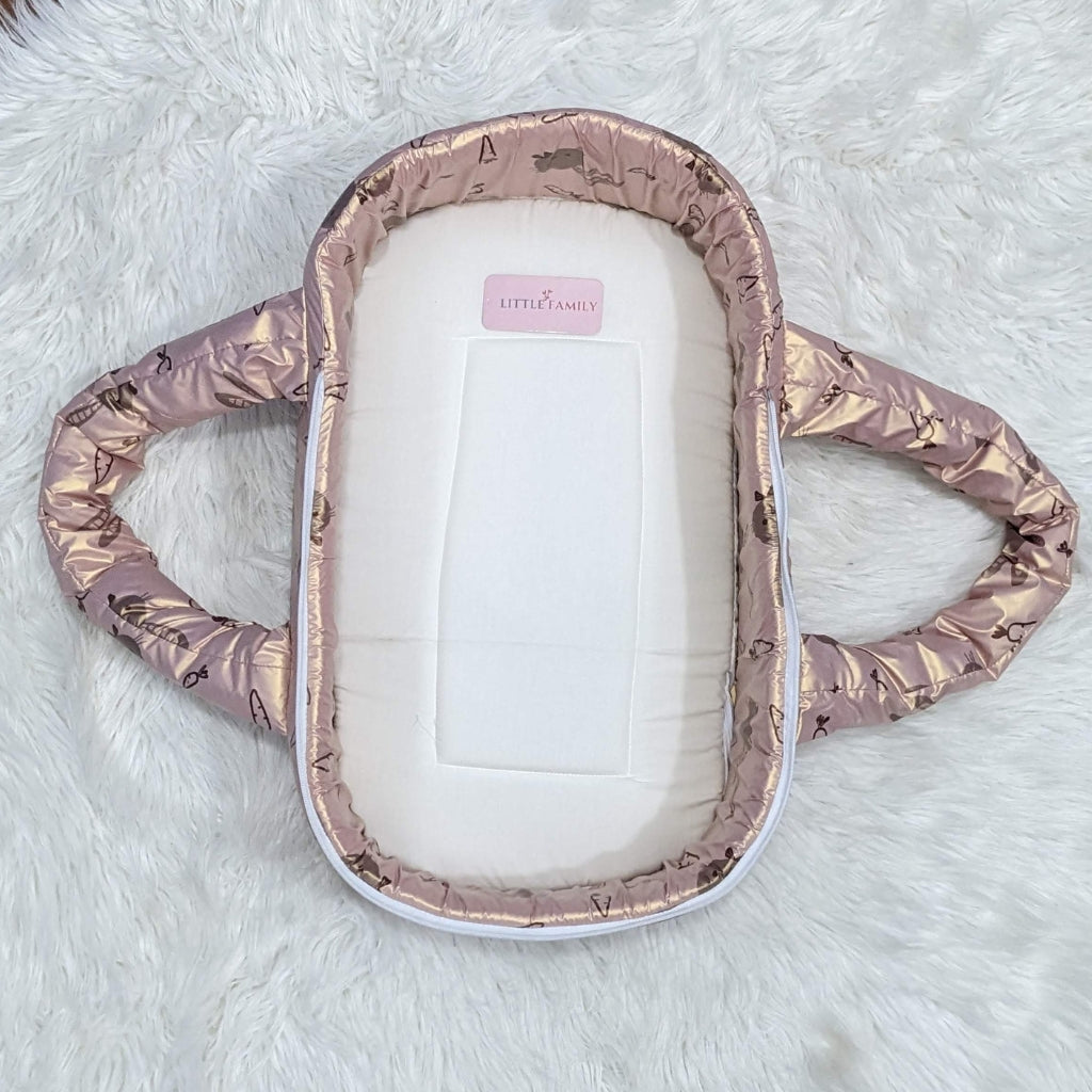 Rabbit Weather-Resistant Newborn Carry Crib