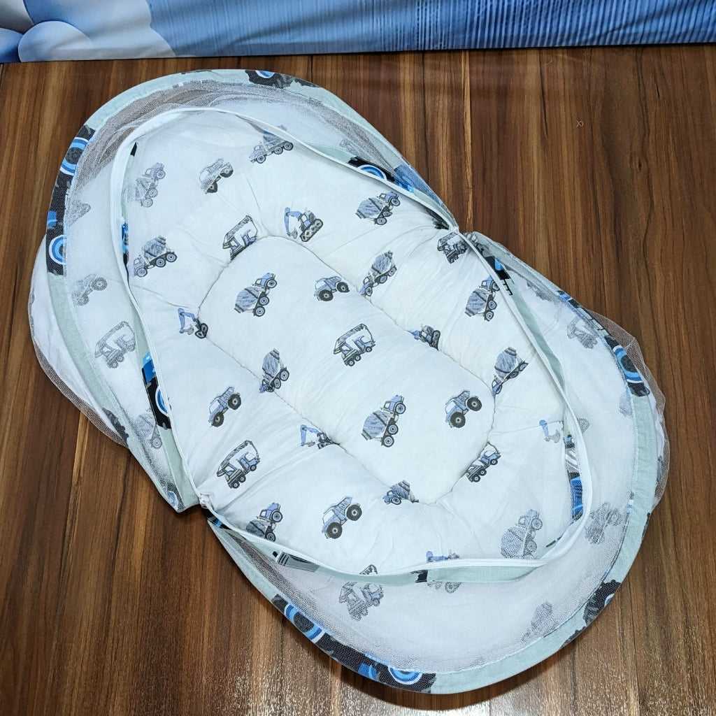 Little Digger Baby Bedding Set - 8 Pieces (Large)