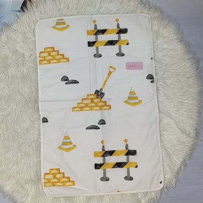 3XL Baby Diaper Changing Sheet – White & Yellow