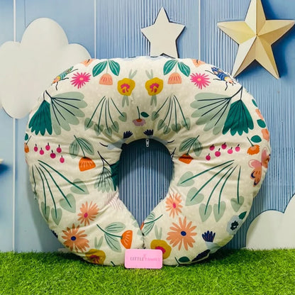 Floral Meadow Theme Baby Feeding Pillow – Ergonomic Support for Breastfeeding Moms