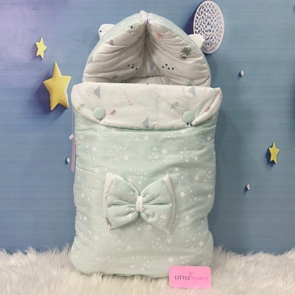 Starry Dreams Baby Bedding Set - 8 Pieces (Pale mint)