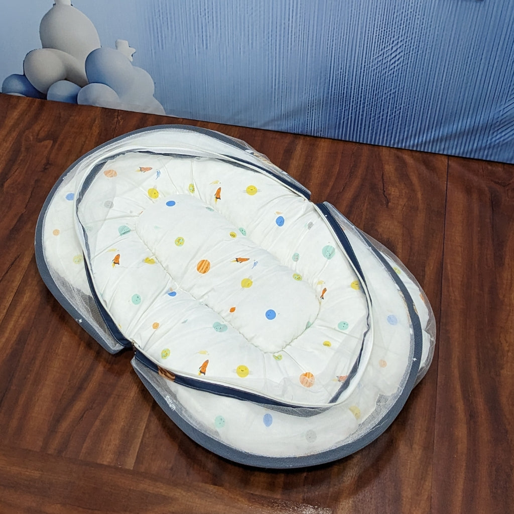 Galaxy Baby Bedding Set - 8 Pieces (Large)