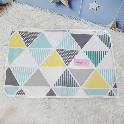 Pack of 6 Large Disposable Diaper Changing Sheets