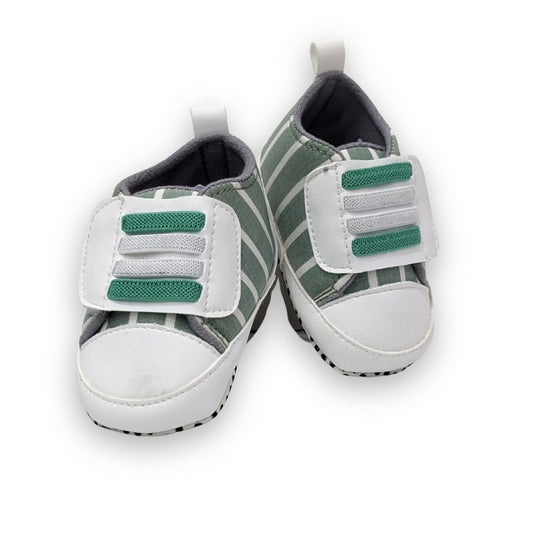 Premium Soft-Sole Baby Sneakers – White & Green (Velcro Strap)