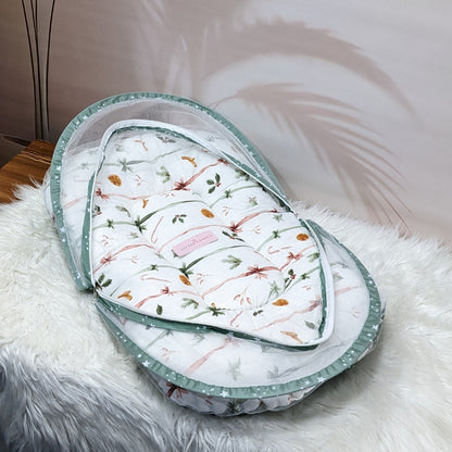 Starry Dreams Baby Bedding Set - 8 Pieces (Green) | Large