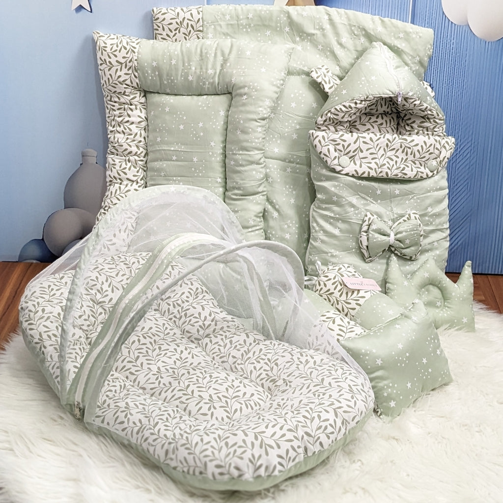 Starry Dreams Baby Bedding Set - 8 Pieces (Mint Green) | Large
