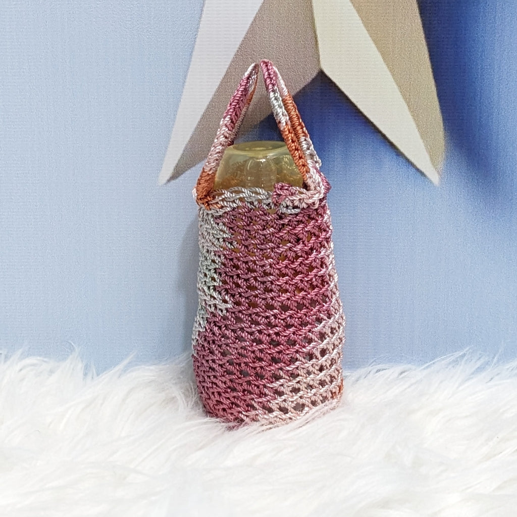 Woolen Baby Feeder Cover – Medium